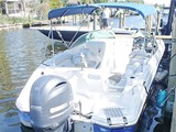 24’ Nauticstar 243DC Stern