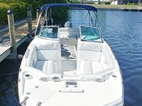 24’ Nauticstar 243DC Bow