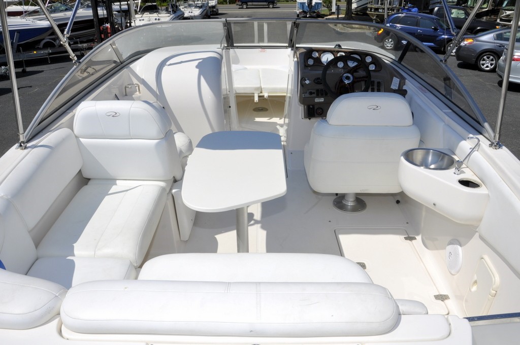boat rental 22 foot regal 2120 destiny deck boat cape